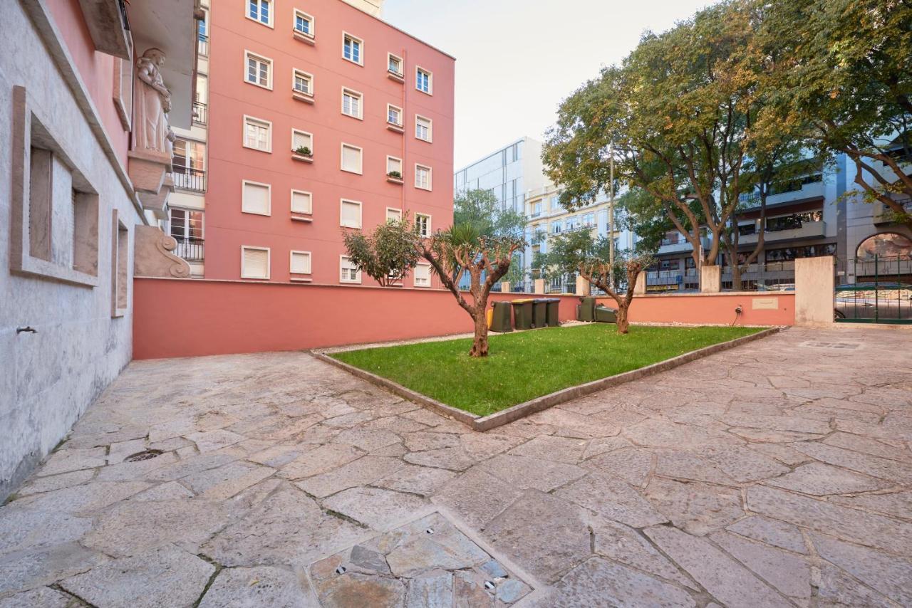 Deluxe Apt At Amazing Prime Location, By Timecooler Лиссабон Экстерьер фото